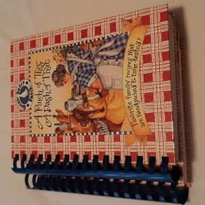 Gooseberry Patch "A Pinch of This a Dash of That" Cookbook